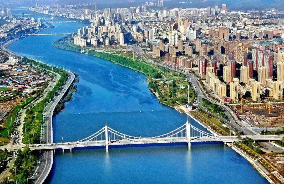 辽宁之行，历史底蕴与现代魅力的融合