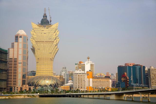 漫步澳门巷弄，发现文艺小店，邂逅别样风情